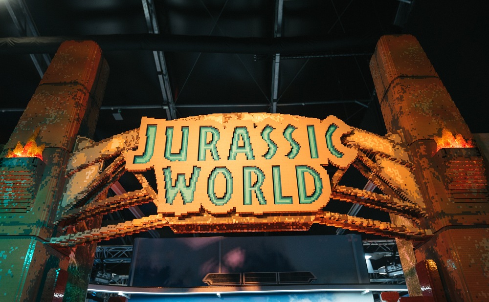 Jurassic World by Brickman | Llega la mayor exposición de LEGO a Madrid (2023) Entradas